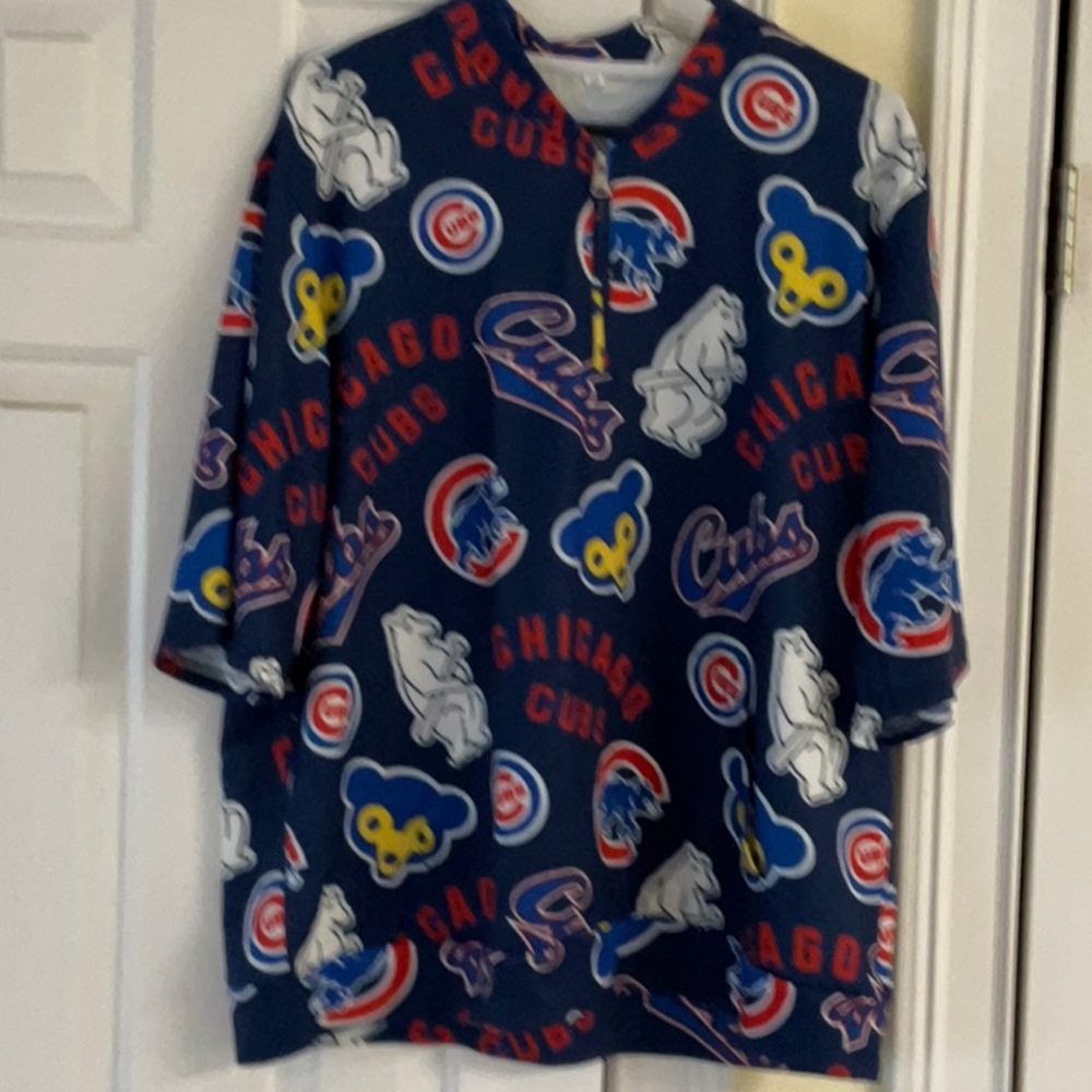 Chicago Cubs Top - Picture 2 of 6